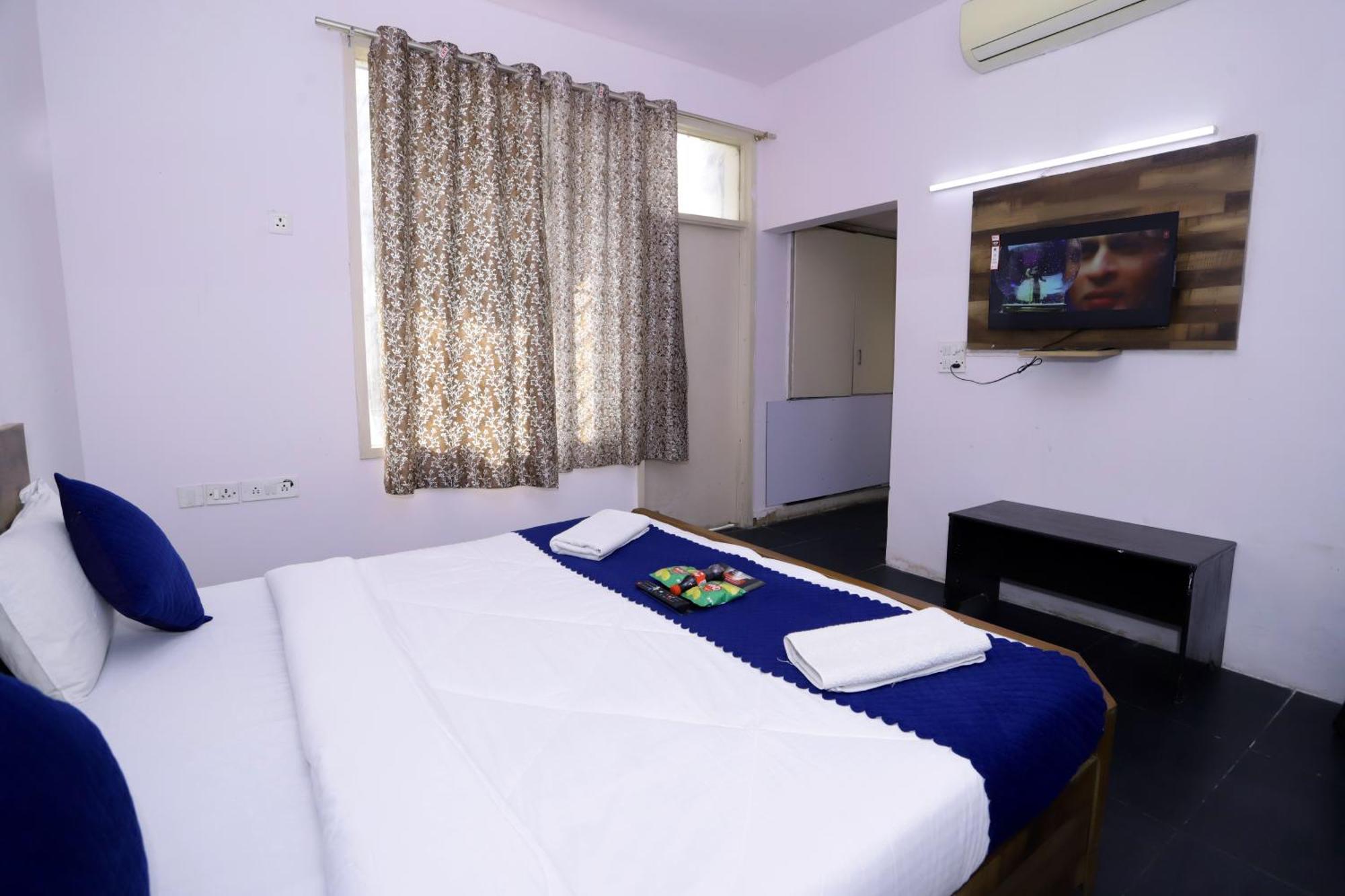 Hotel Warm Welcome - Noida Sector 51 Εξωτερικό φωτογραφία