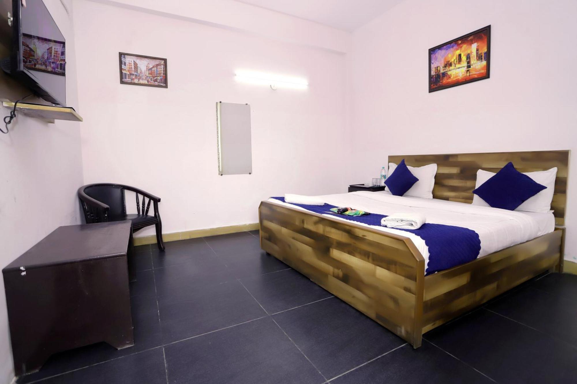 Hotel Warm Welcome - Noida Sector 51 Εξωτερικό φωτογραφία