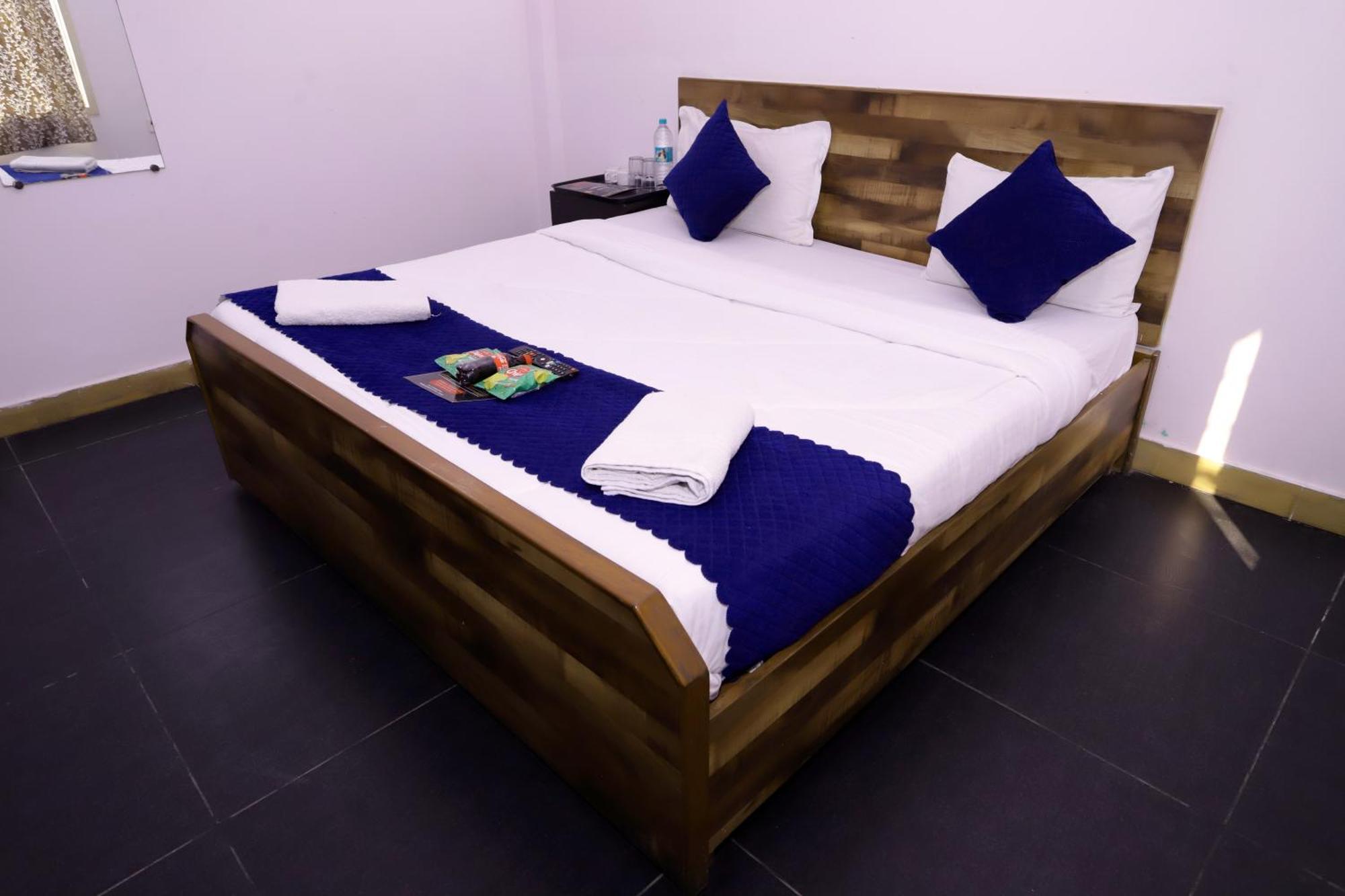 Hotel Warm Welcome - Noida Sector 51 Εξωτερικό φωτογραφία
