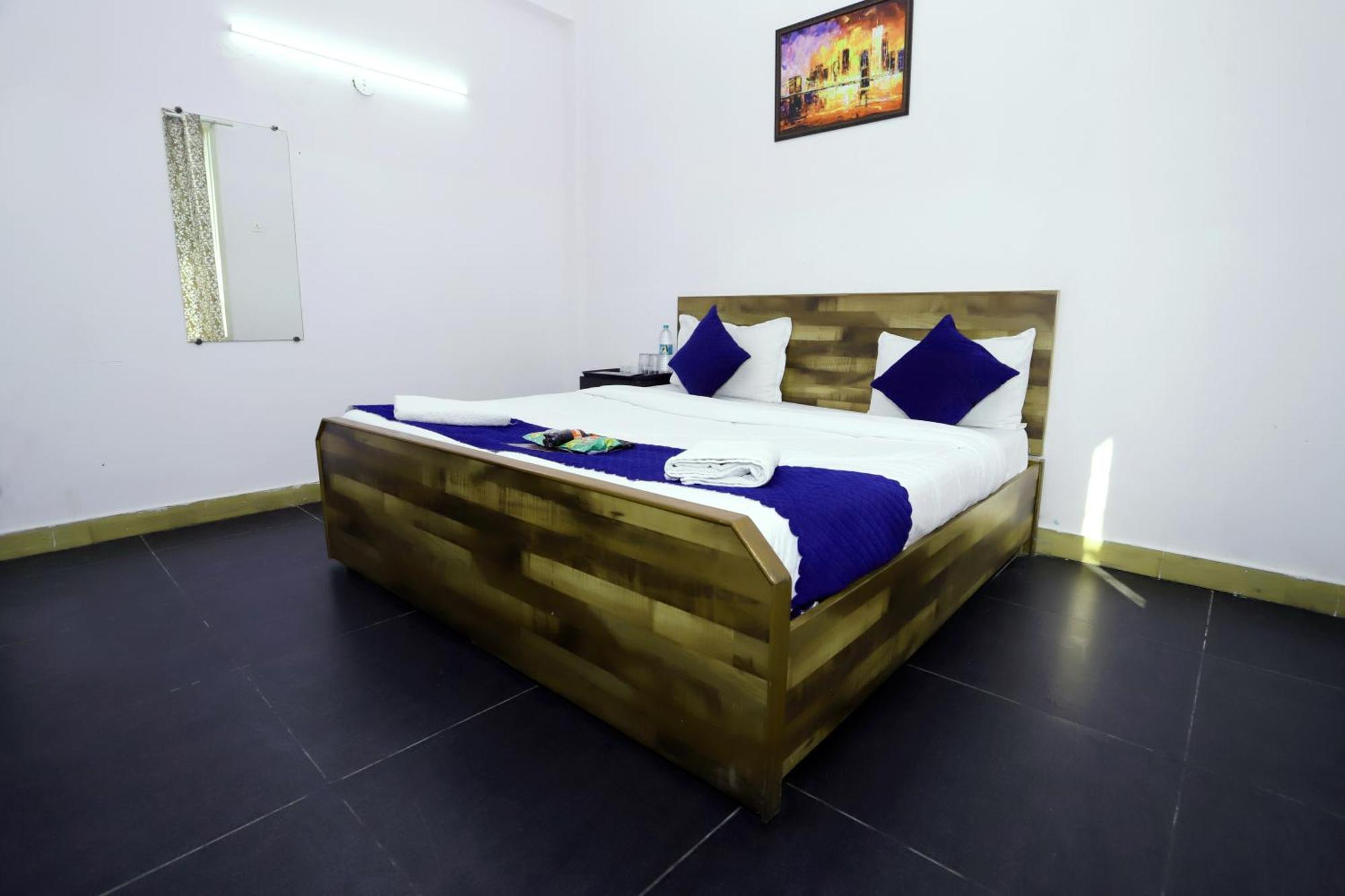 Hotel Warm Welcome - Noida Sector 51 Εξωτερικό φωτογραφία