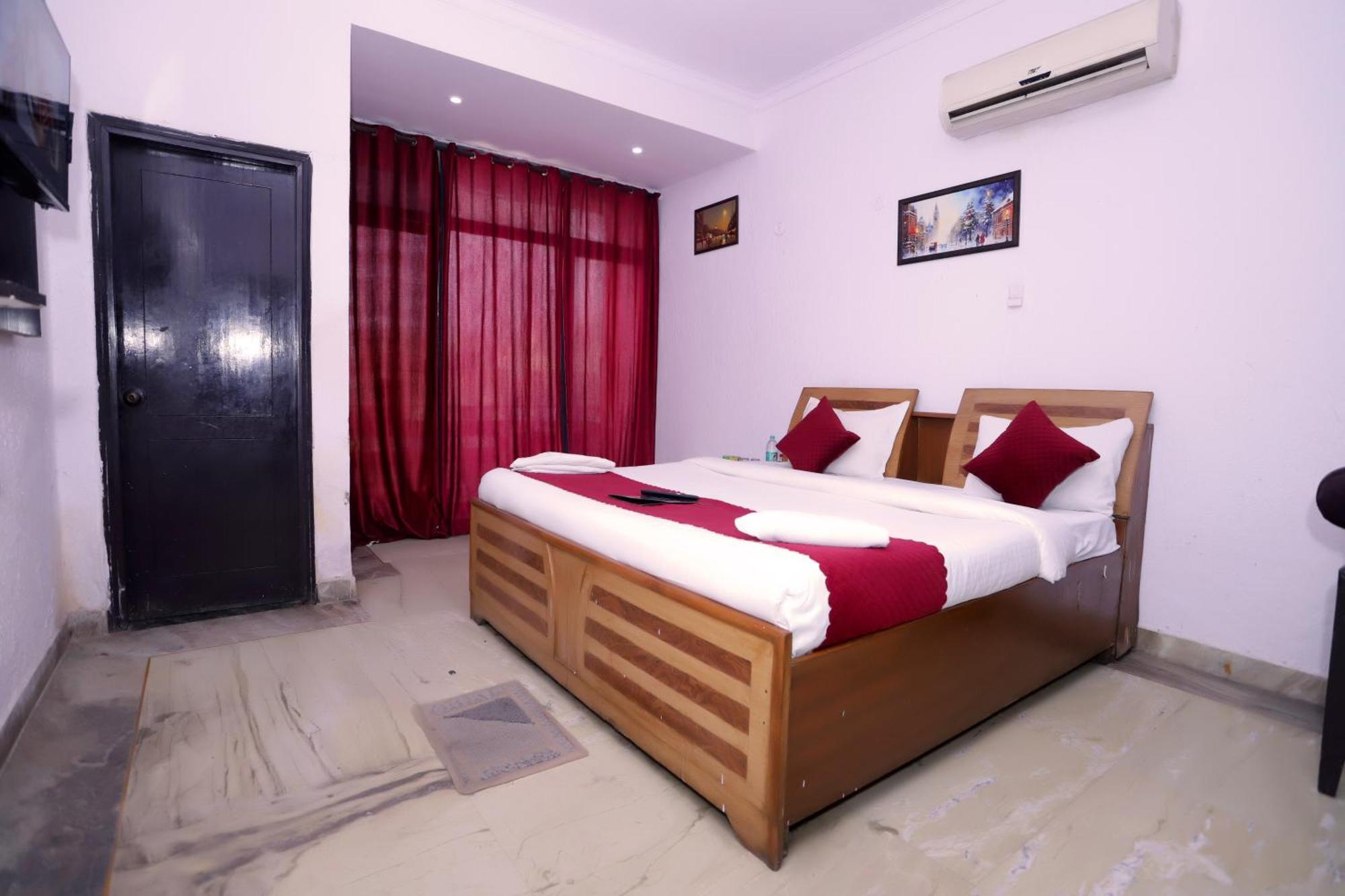 Hotel Warm Welcome - Noida Sector 51 Εξωτερικό φωτογραφία