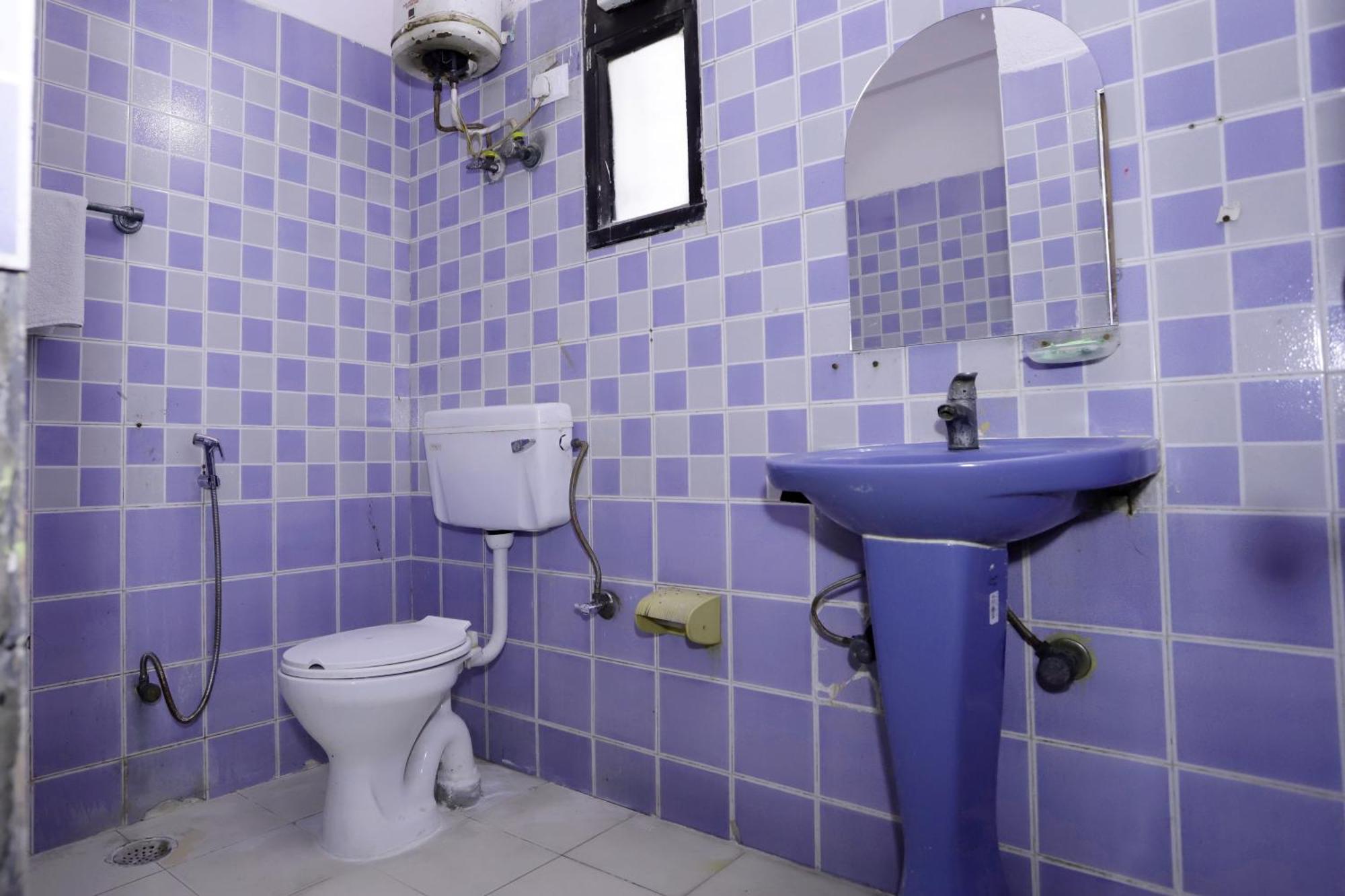 Hotel Warm Welcome - Noida Sector 51 Εξωτερικό φωτογραφία