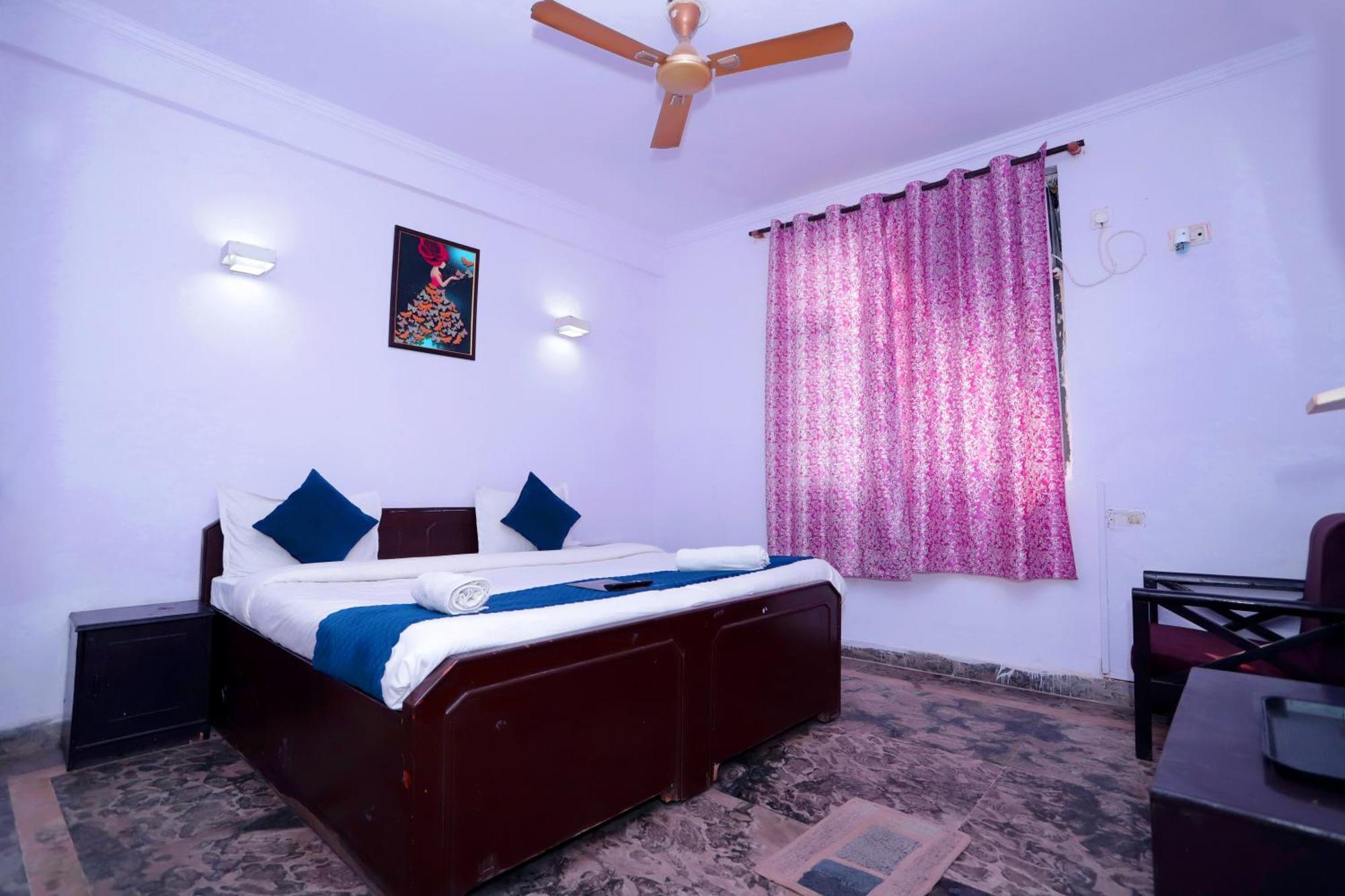 Hotel Warm Welcome - Noida Sector 51 Εξωτερικό φωτογραφία