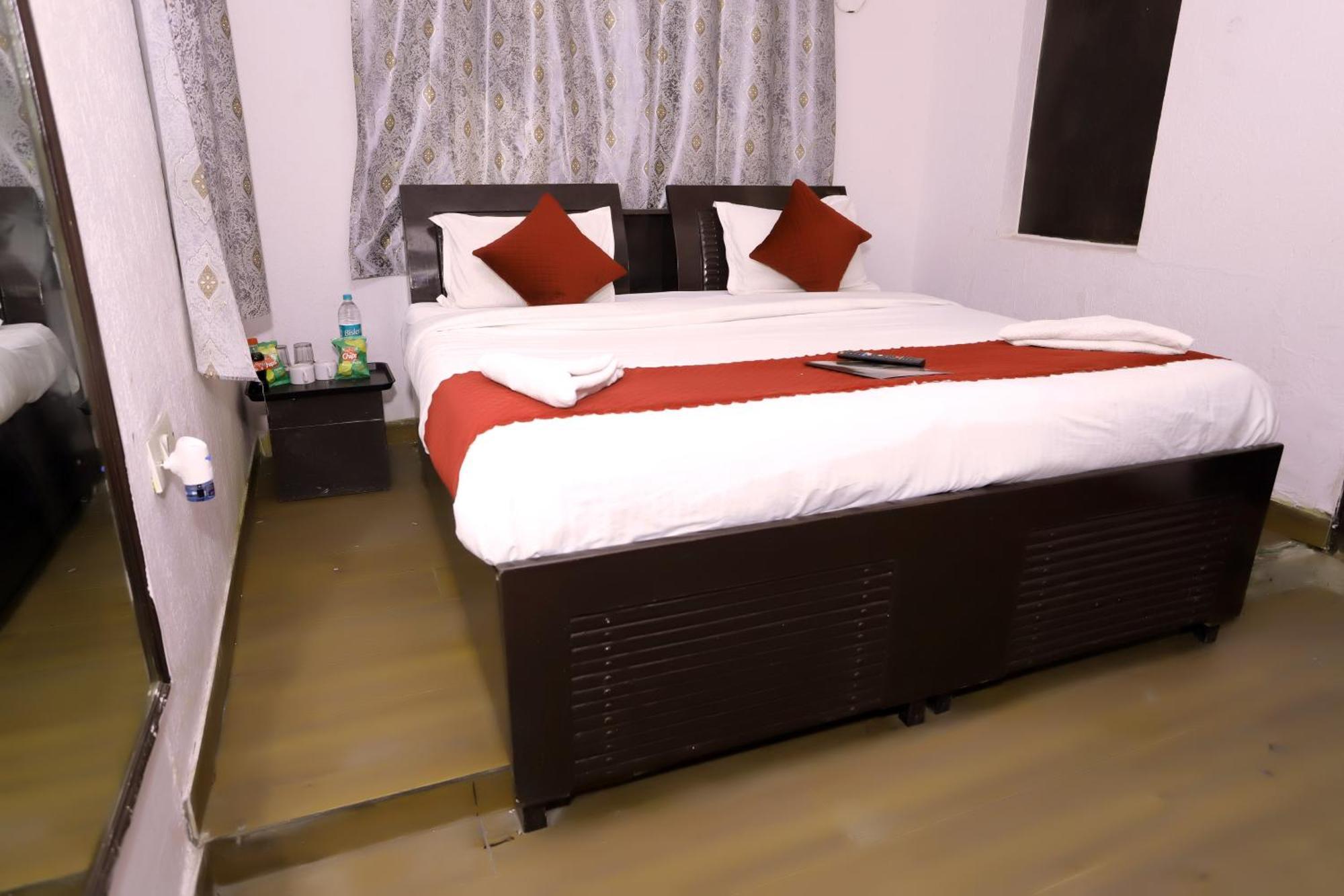 Hotel Warm Welcome - Noida Sector 51 Εξωτερικό φωτογραφία