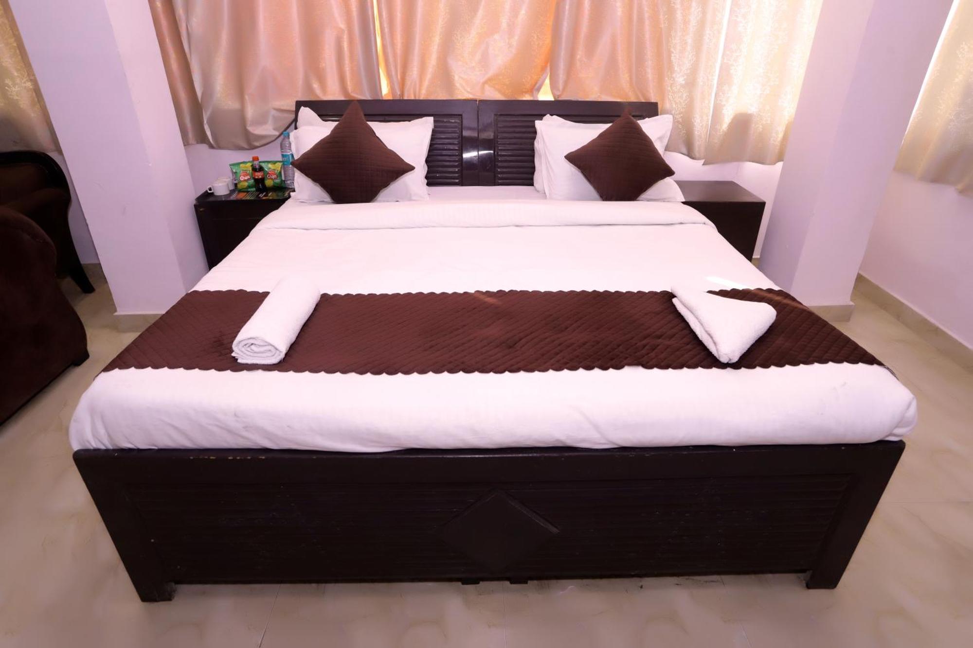 Hotel Warm Welcome - Noida Sector 51 Εξωτερικό φωτογραφία