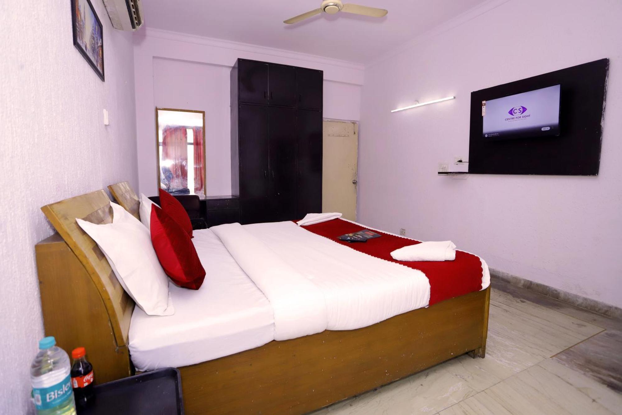 Hotel Warm Welcome - Noida Sector 51 Εξωτερικό φωτογραφία