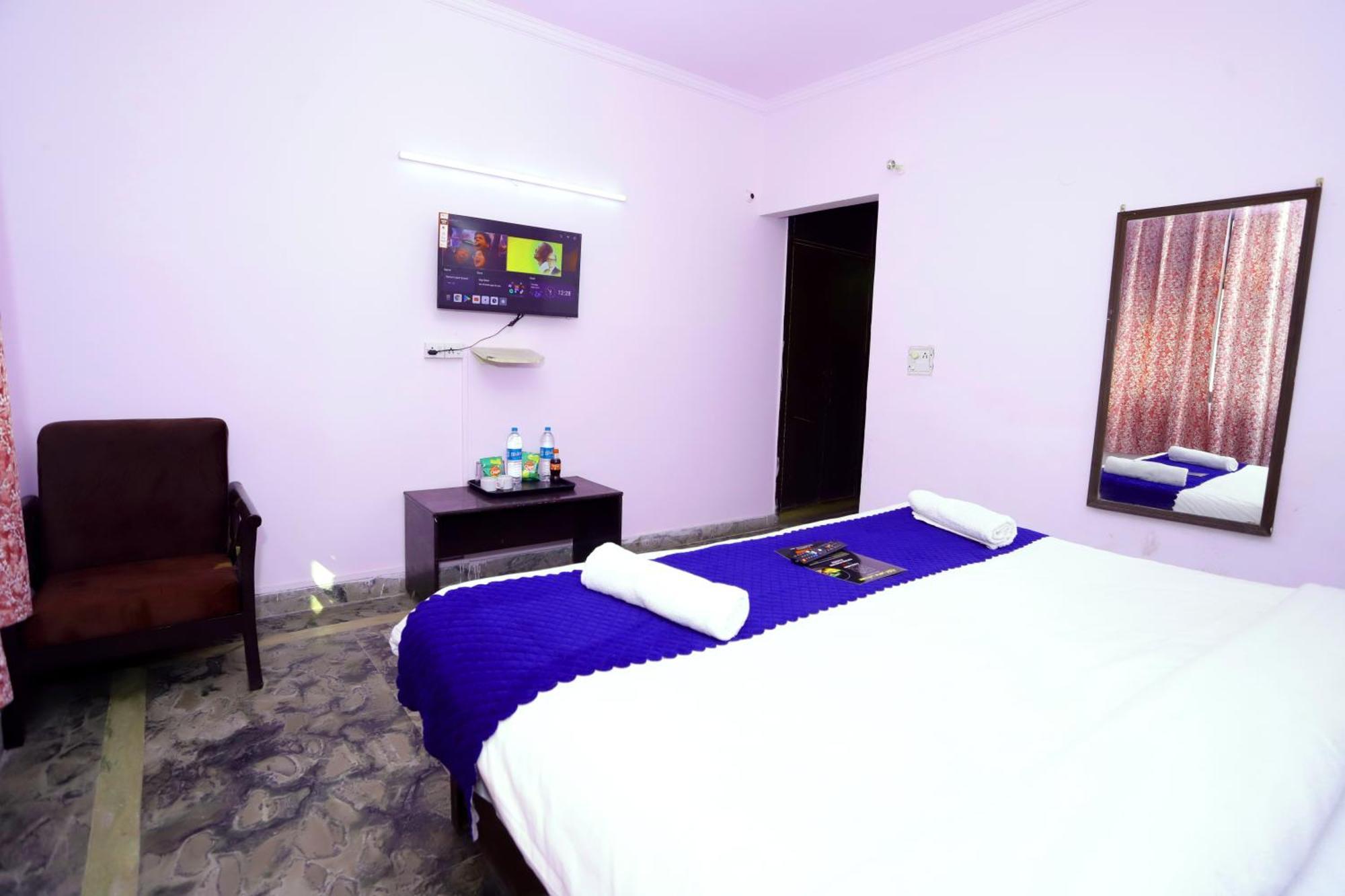 Hotel Warm Welcome - Noida Sector 51 Εξωτερικό φωτογραφία